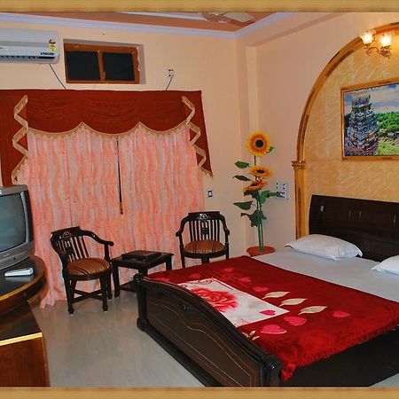 Rishabh Grand Castle Resort Rishīkesh Eksteriør billede